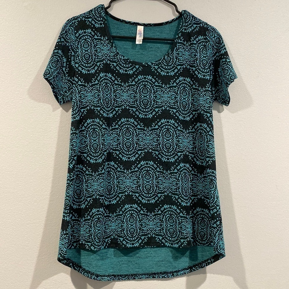 Blue And Black Patterned Lularoe Short Sleeve - Size Extra Small (XS)